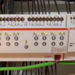 ABB JRA/S 8.230.2.1 8-fach KNX Jalousieaktor auf Hutschiene